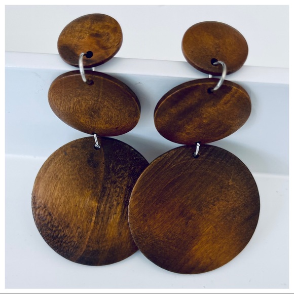 Boho Layered wood round fabulous earrings - Picture 10 of 10